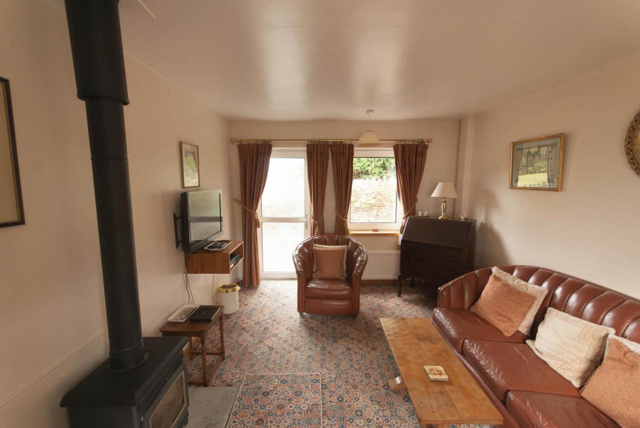 Greyfield Farm Cottages Farmborough Esterno foto