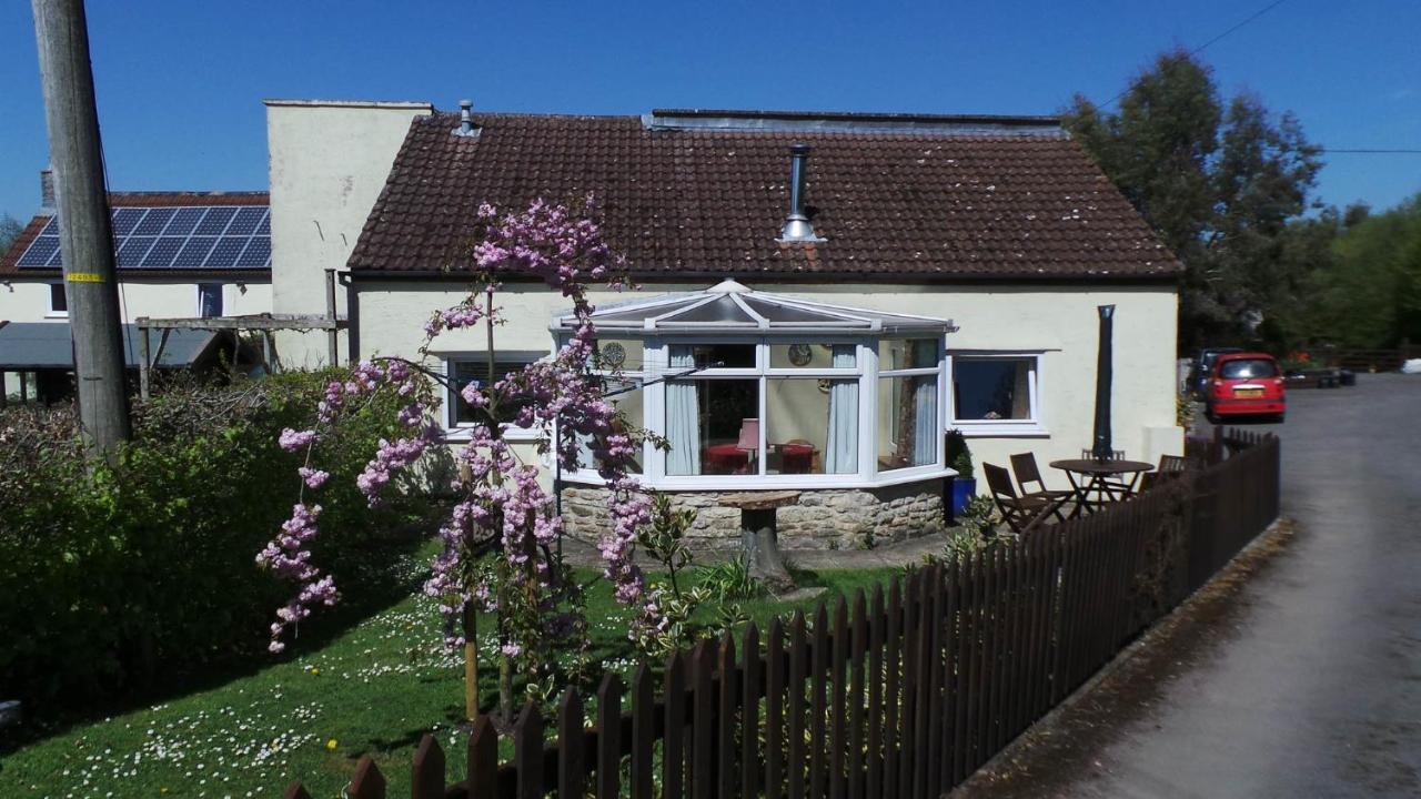 Greyfield Farm Cottages Farmborough Esterno foto